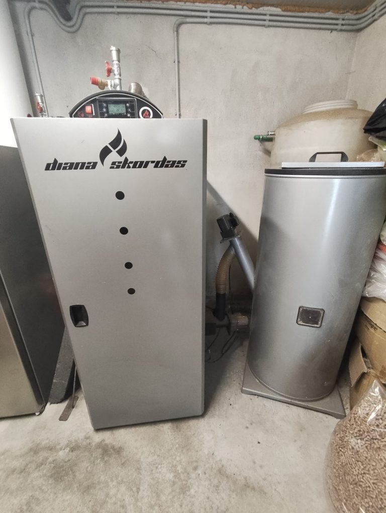 Λέβητας πέλλετ Diana-Skordas 40 kW σε ανακαινισμένη μονοκατοικία